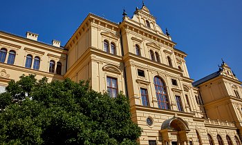 Around along the Vltava