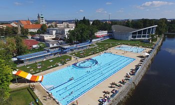 Around along the Vltava