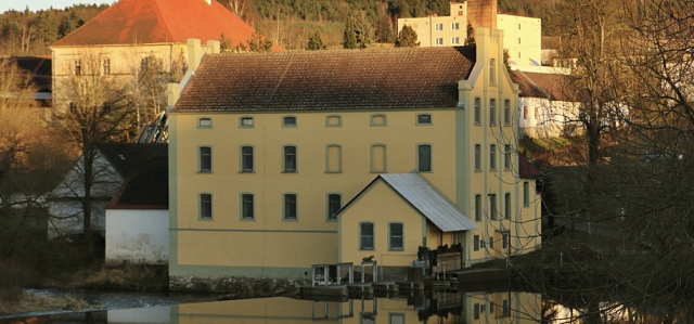 Mlýn Hněvkovice