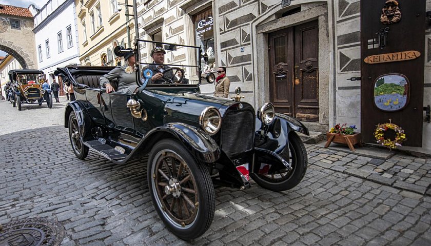 Mezinárodní veterán rallye Křivonoska 2020