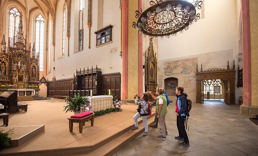 Around along the Vltava